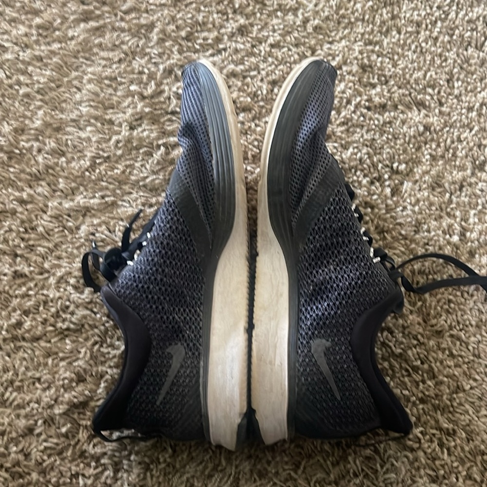 2/$20 Nike Zoom Strike Sz 8